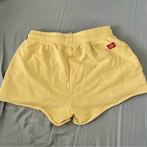 dickies yellow shorts